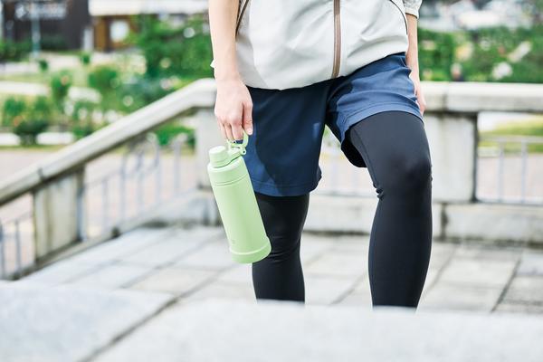 SDKA60_様々なシーンで持ち運びしやすいハンドルつき