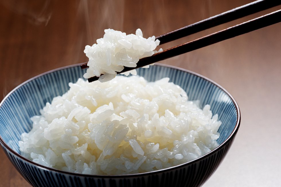お米の洗い方でおいしさが変わる？失敗しないコツとおいしく炊く方法を徹底解説！