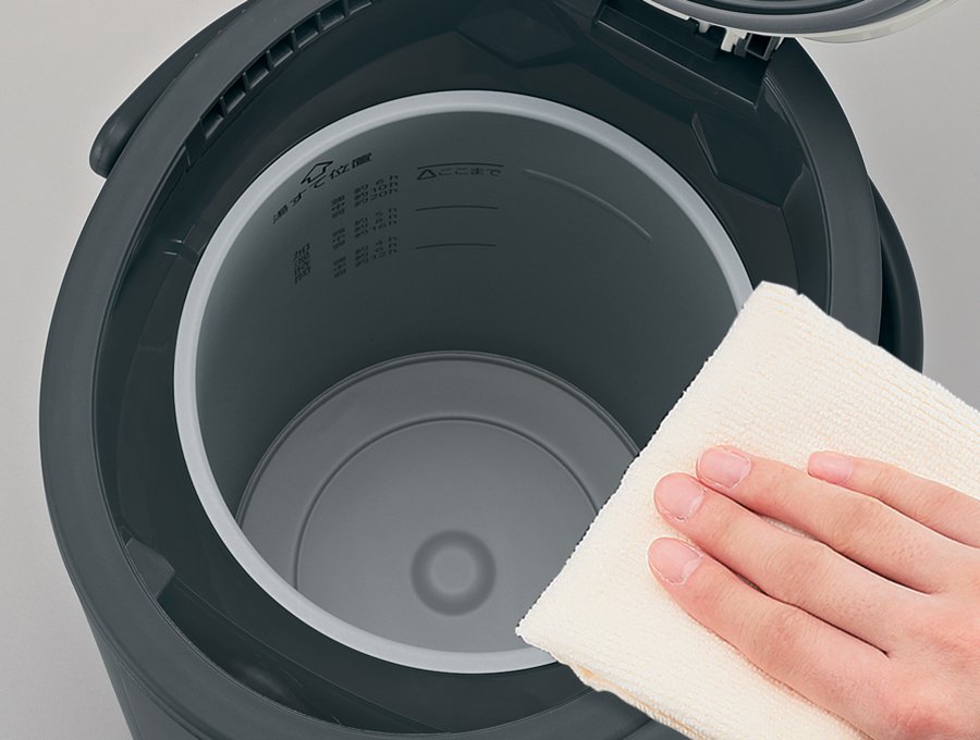 象印 EE-TA60-BM スチーム式加湿器　ビックカメラ長期保証あり　箱有り 象印 スチーム式加湿器 EE-TA60-BMソフトブラック EE-TA60-BM